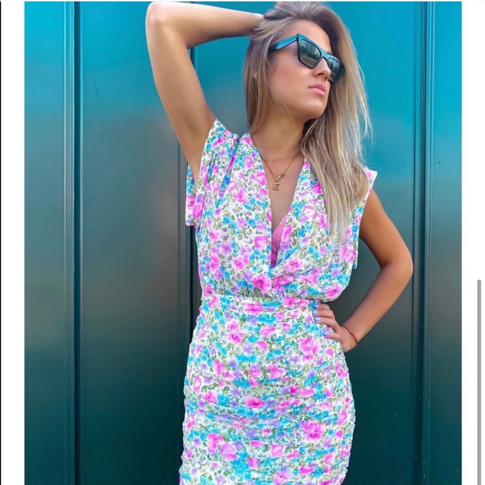 Zara Floral Vneck dress